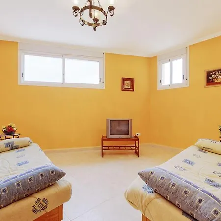Sleeps 20 Pool Air Con Wifi *