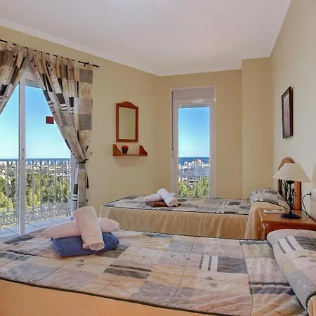 Sleeps 20 Pool Air Con Wifi * Calpe