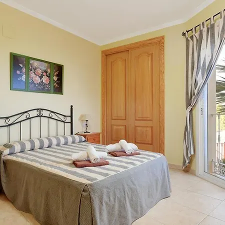 Villa Sleeps 20 Pool Air Con Wifi Calpe